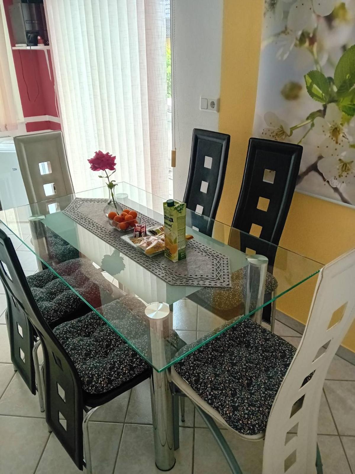 Apartma Peter1A Бегунье-на-Гореньскем Экстерьер фото